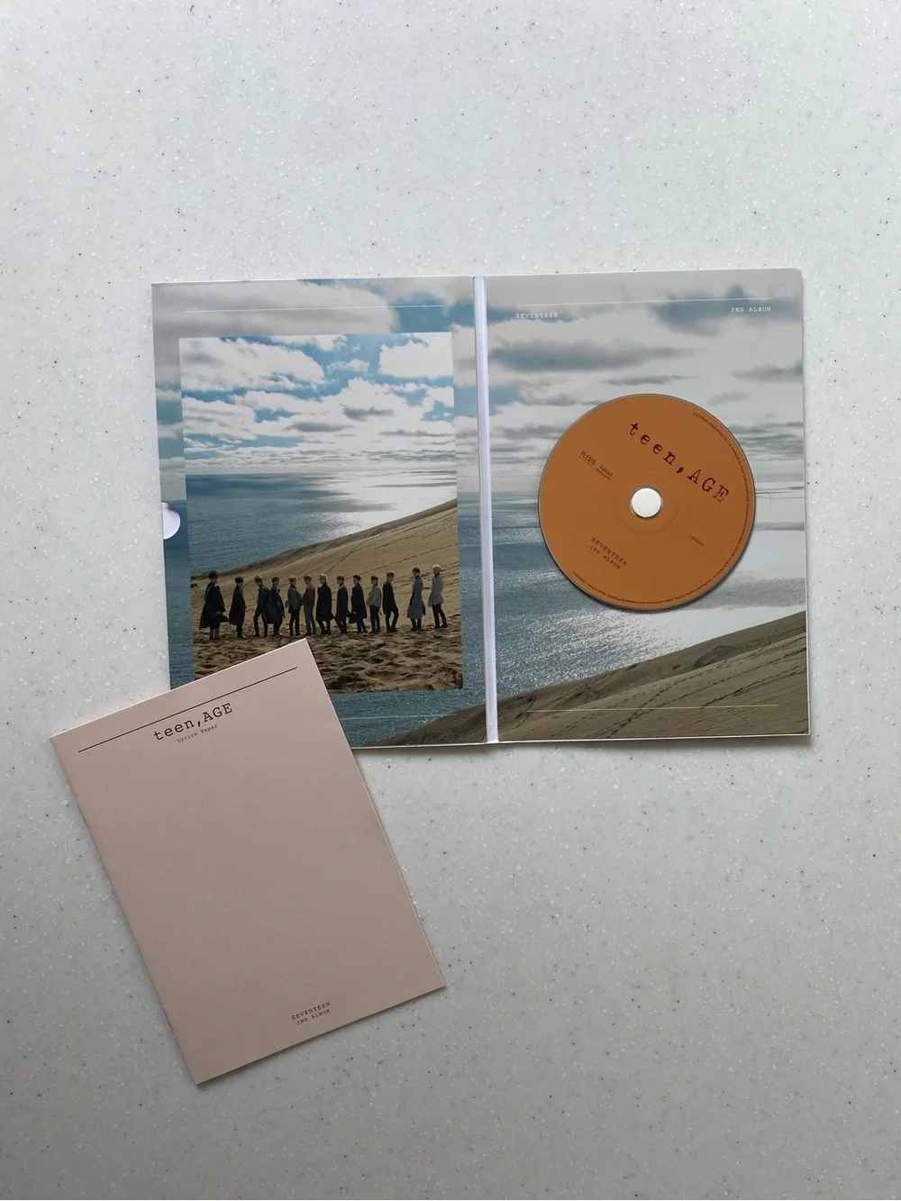 Teen, Age - Seventeen 2nd Album Orange Version 2017 CD Photo Book K-Pop